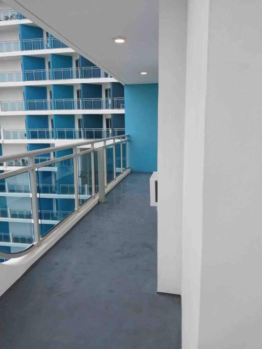 1Bedroom Unit At Azure North With Netflix Up To 6Pax San Fernando  Exterior foto