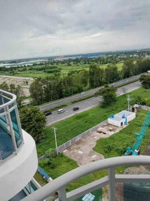 1Bedroom Unit At Azure North With Netflix Up To 6Pax San Fernando  Exterior foto